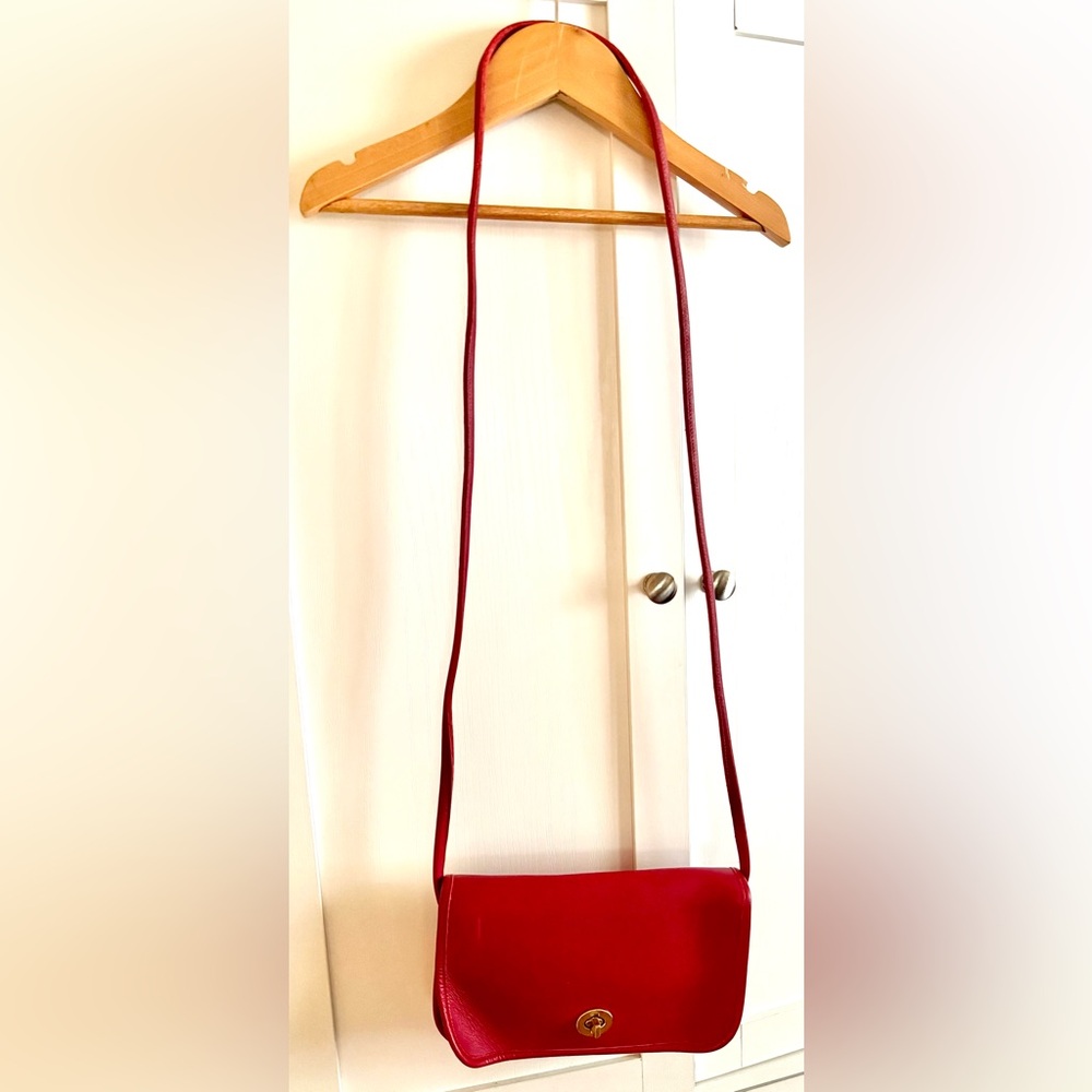 Vintage Coach NYC Crossbody - Picture 14 of 15